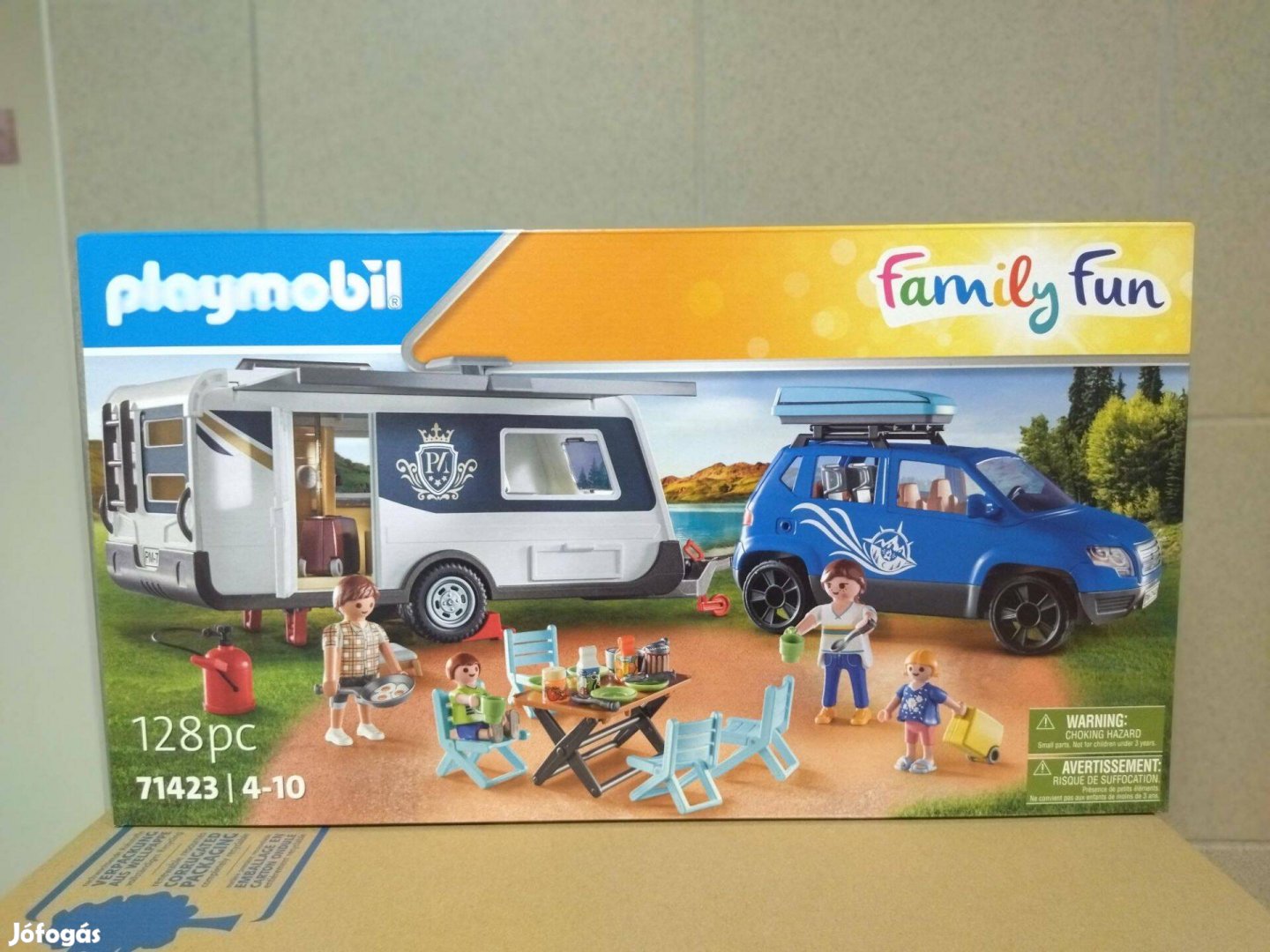 Playmobil Family Fun 71423 Lakókocsi autóval új, bontatlan