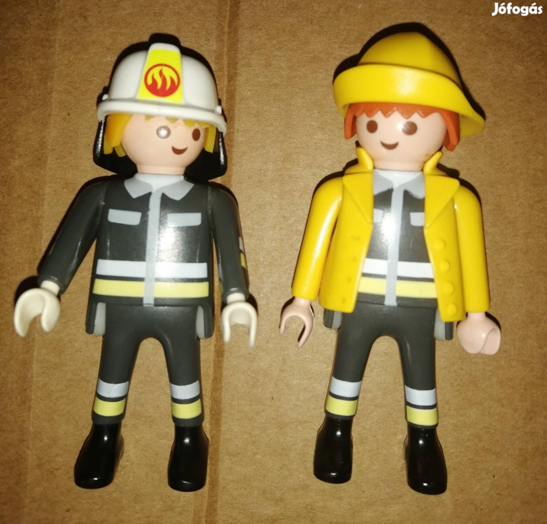 Playmobil Tűzoltó figurák. 