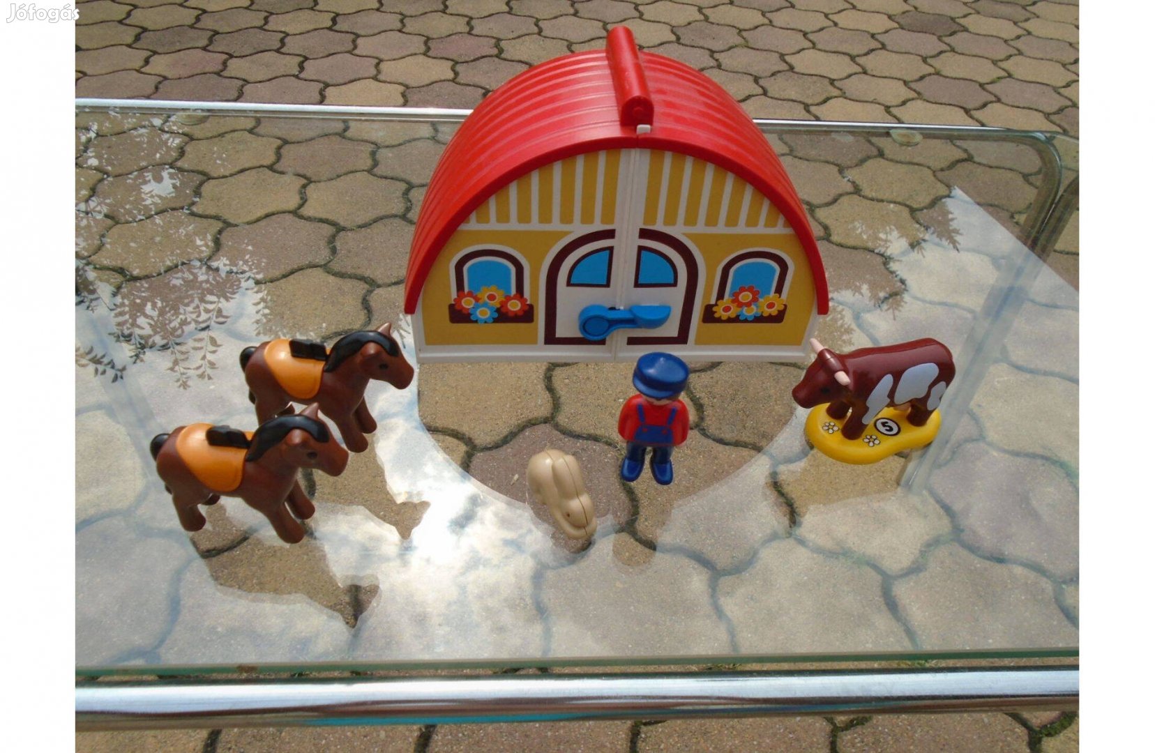 Playmobil - Szétnyitható házikó figurával és állatokkal - újszerű