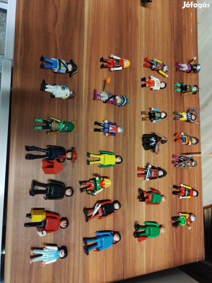 Playmobil figurák 66 db