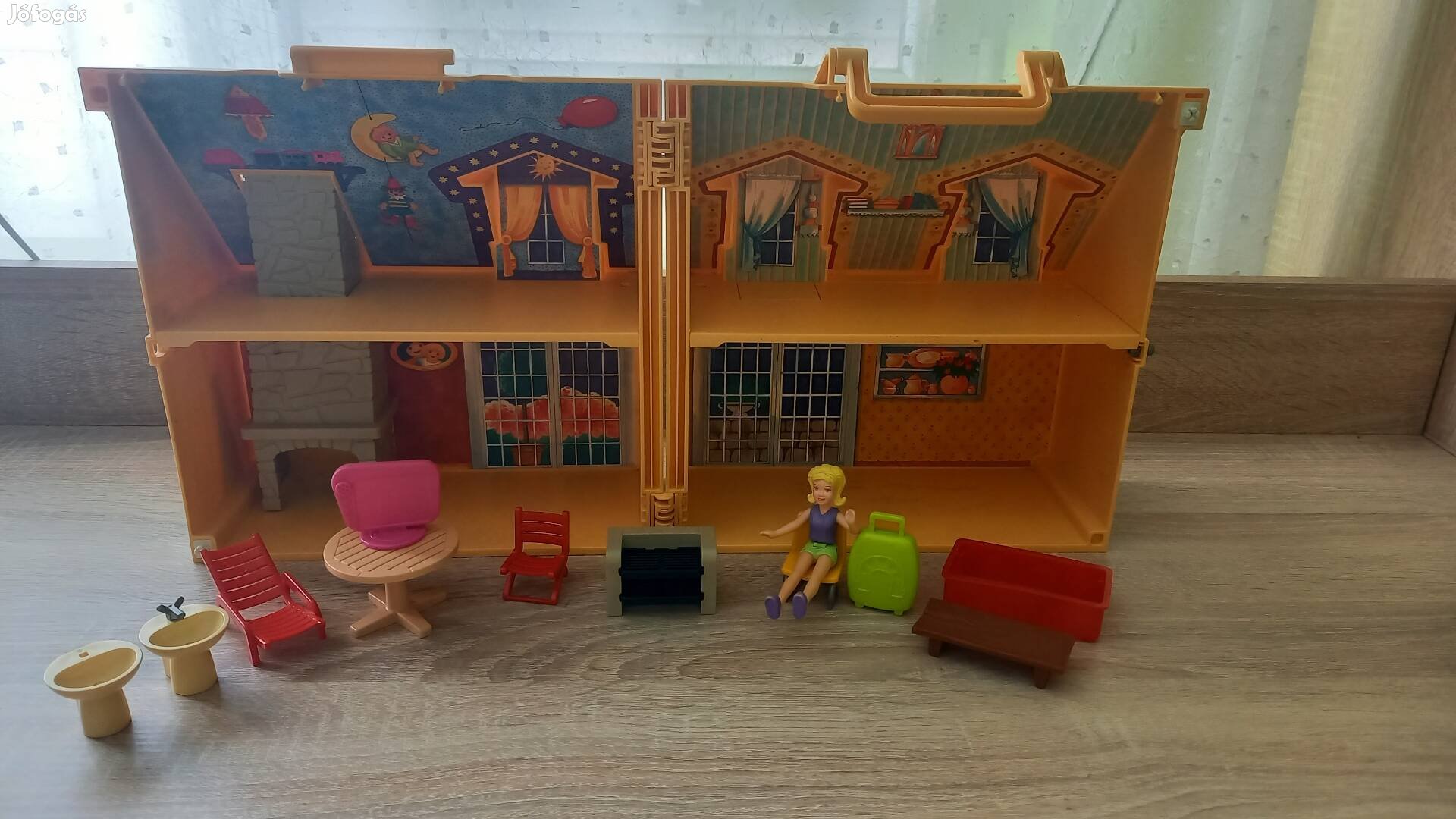 Playmobil hordozható babaház 