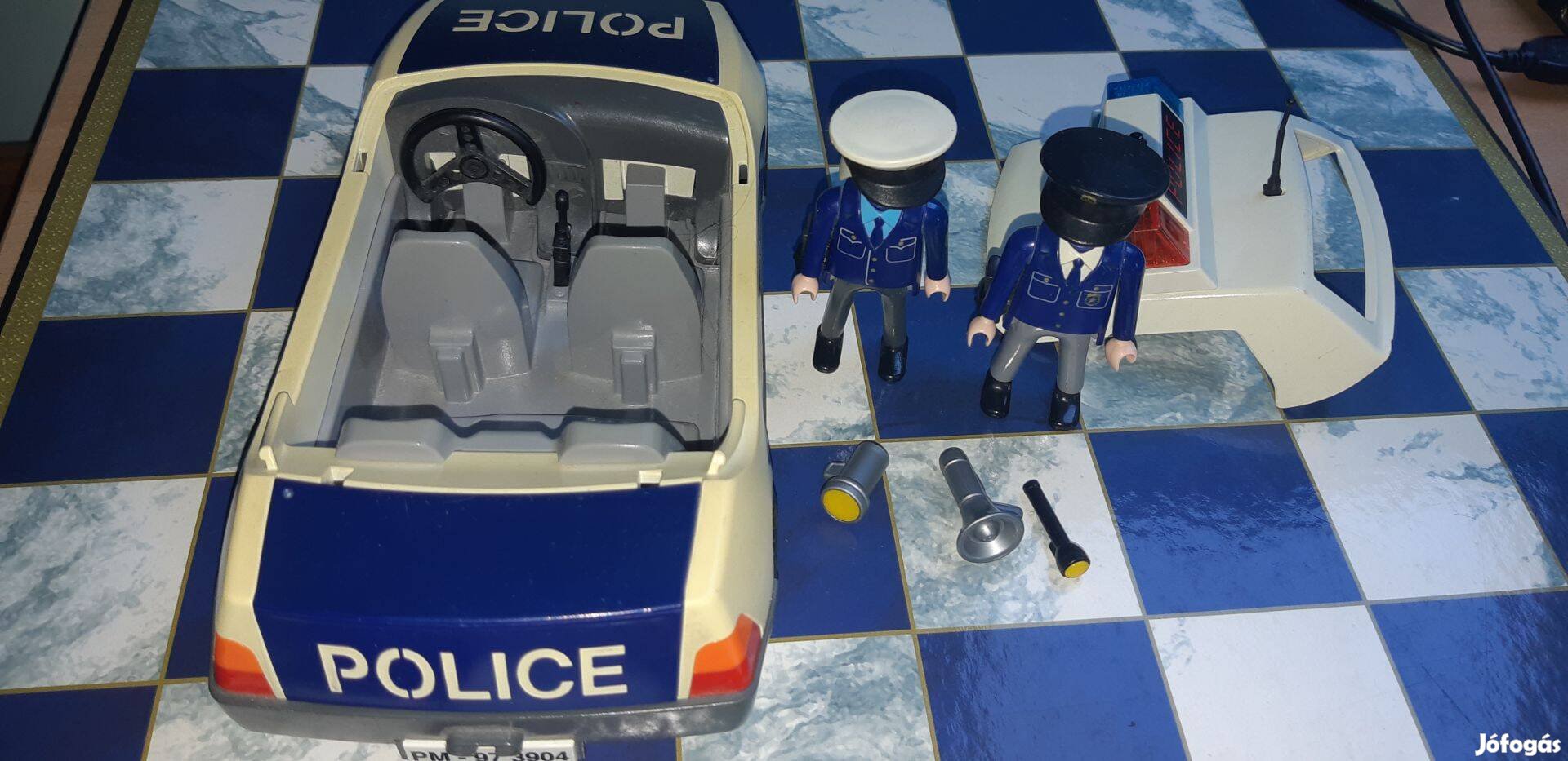 Playmobil rendőrautó