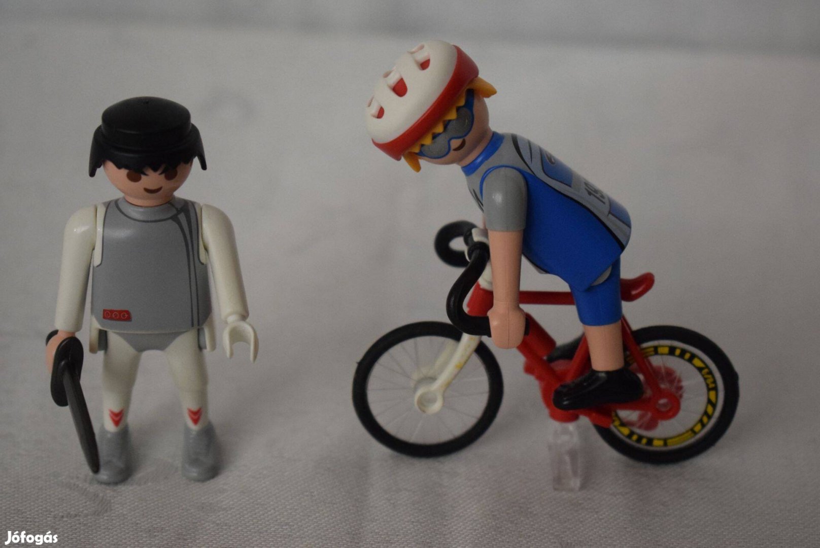 Playmobil vívó,és maratoni kerékpáros