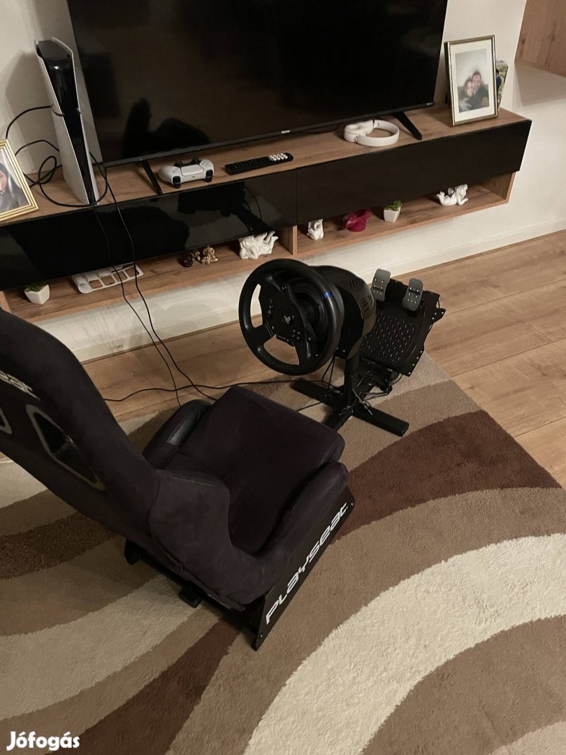 Playseat szimulátor ülés +Thrustmaster T300RS kormány