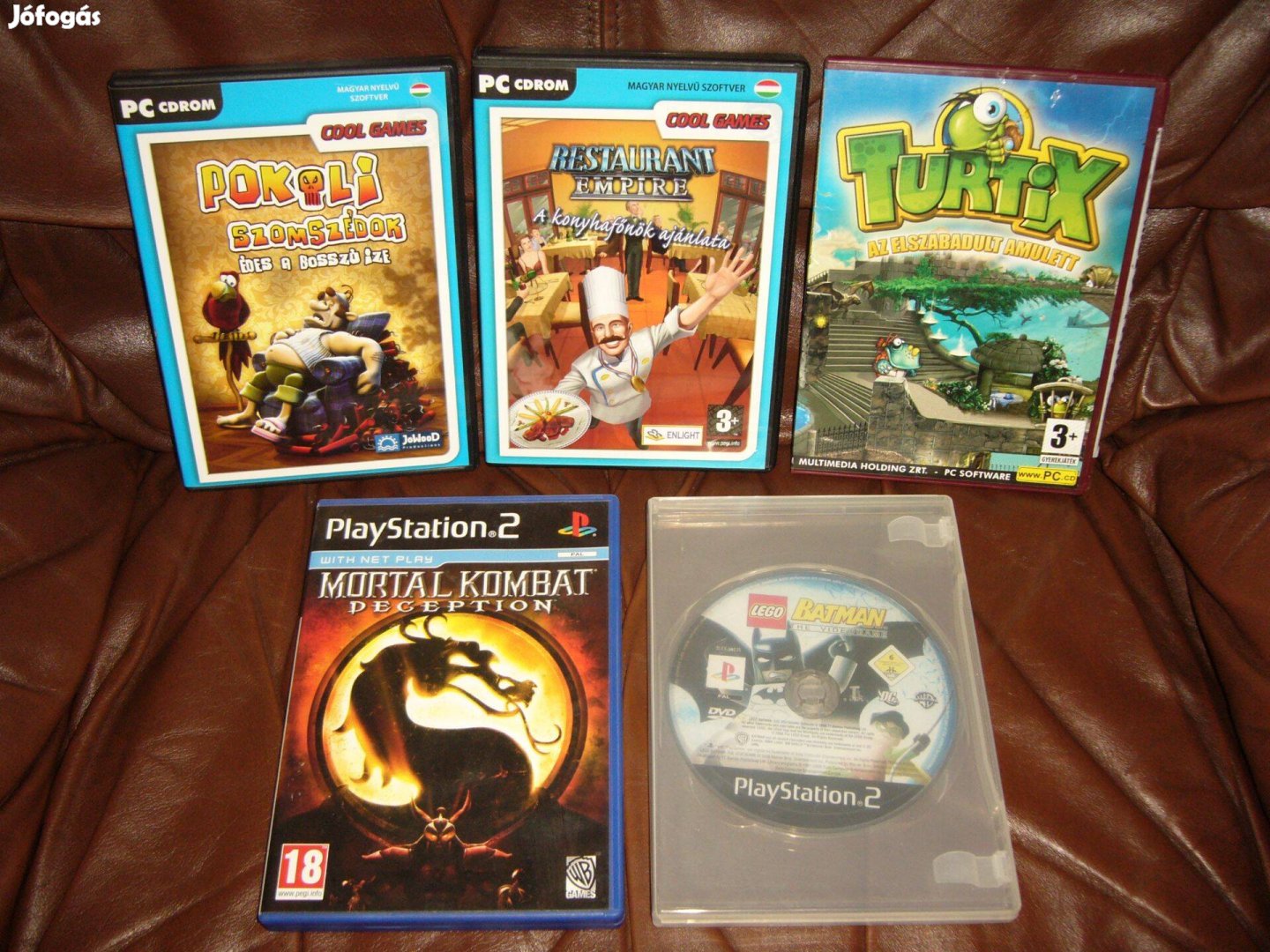 Playstation 2 és PC játékok . Cserélhetők Blu-ray filmekre