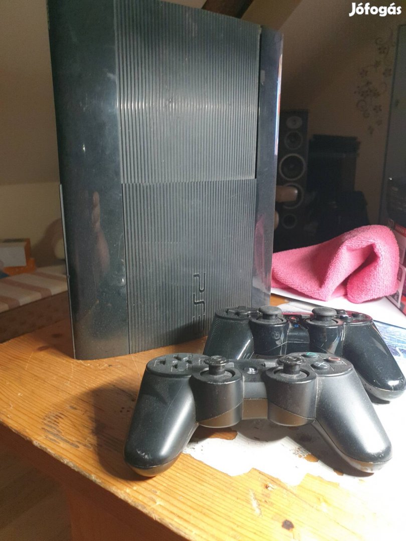 Playstation 3 két karral