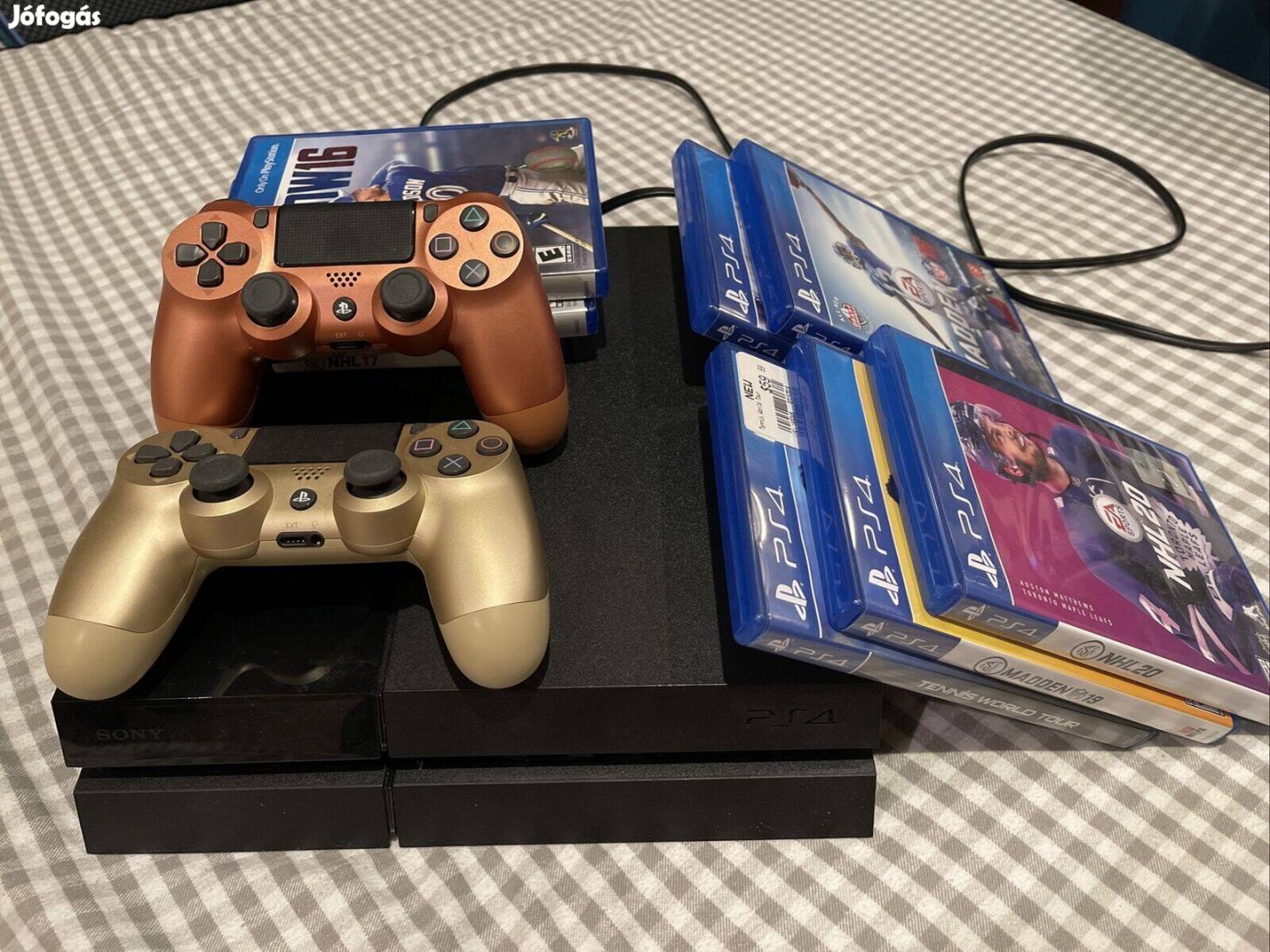 Playstation 4 500GB, 2 karral, 8 játékkal