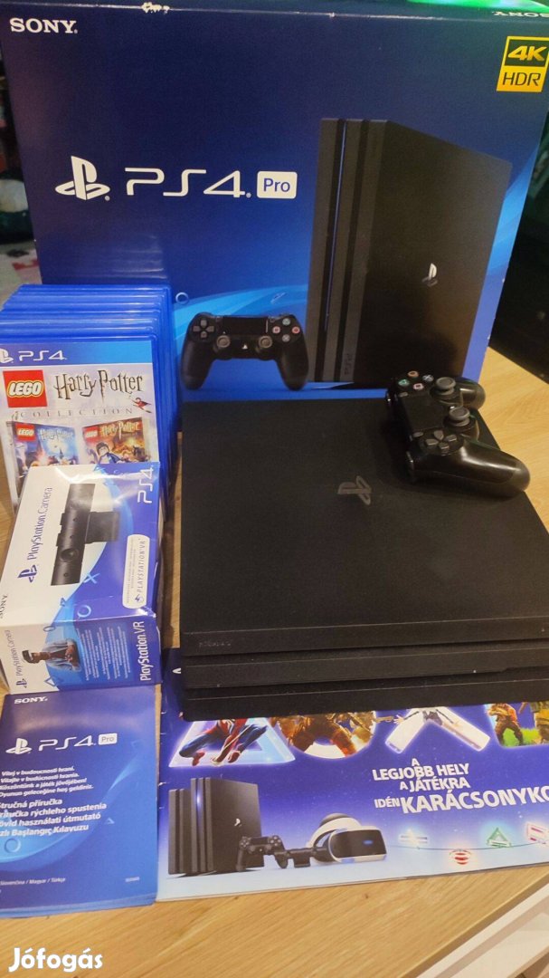 Playstation 4 Ps4 Pro 1TB+Játékok+Kamera