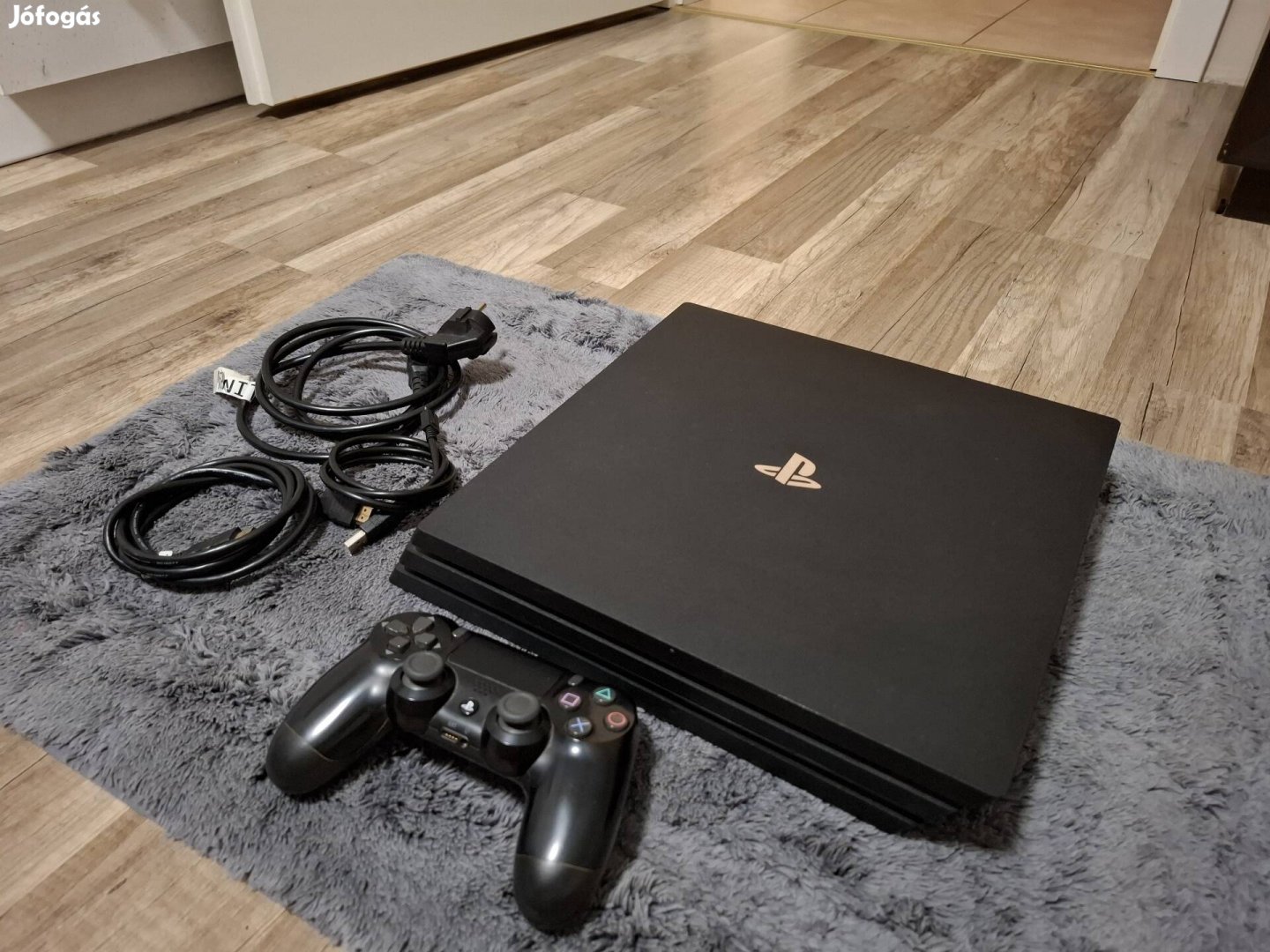 Playstation 4  PS4 Pro 1TB