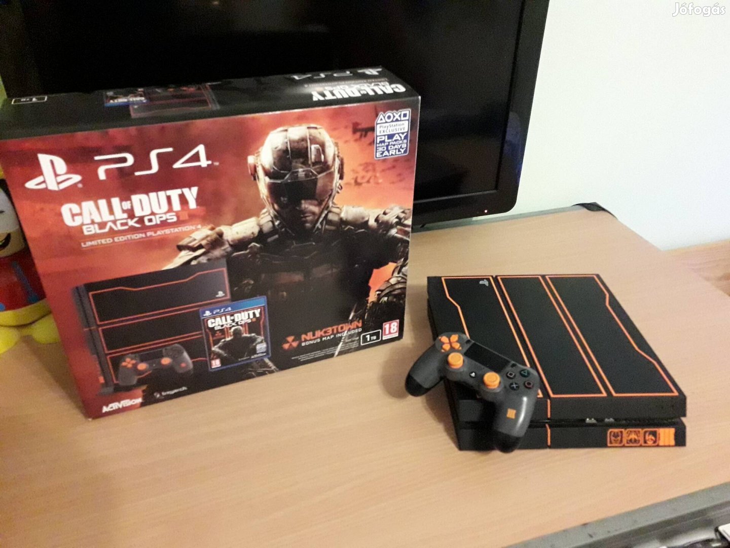 Playstation 4  fat 1TB Limited edition COD BO III