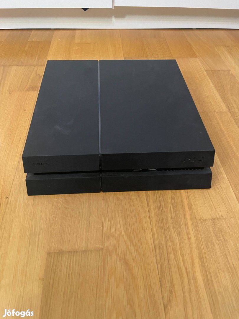 Playstation 4 (ps4)