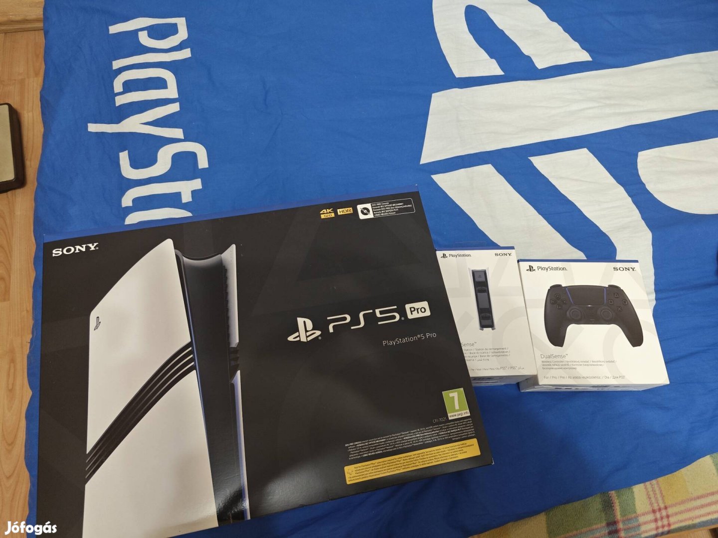 Playstation 5 pro 2tb konzol eladó.