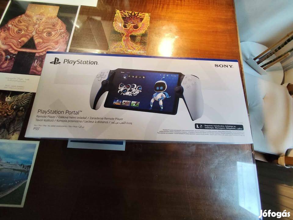 Playstation Portal bontatlanul dobozában