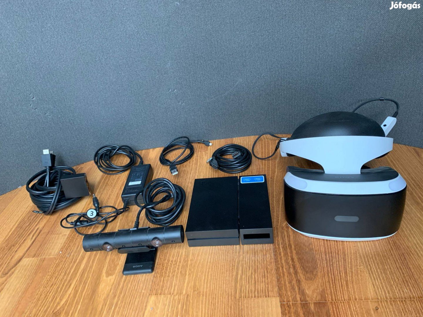 Playstation VR jó állapotban kamerával, eredeti dobozban
