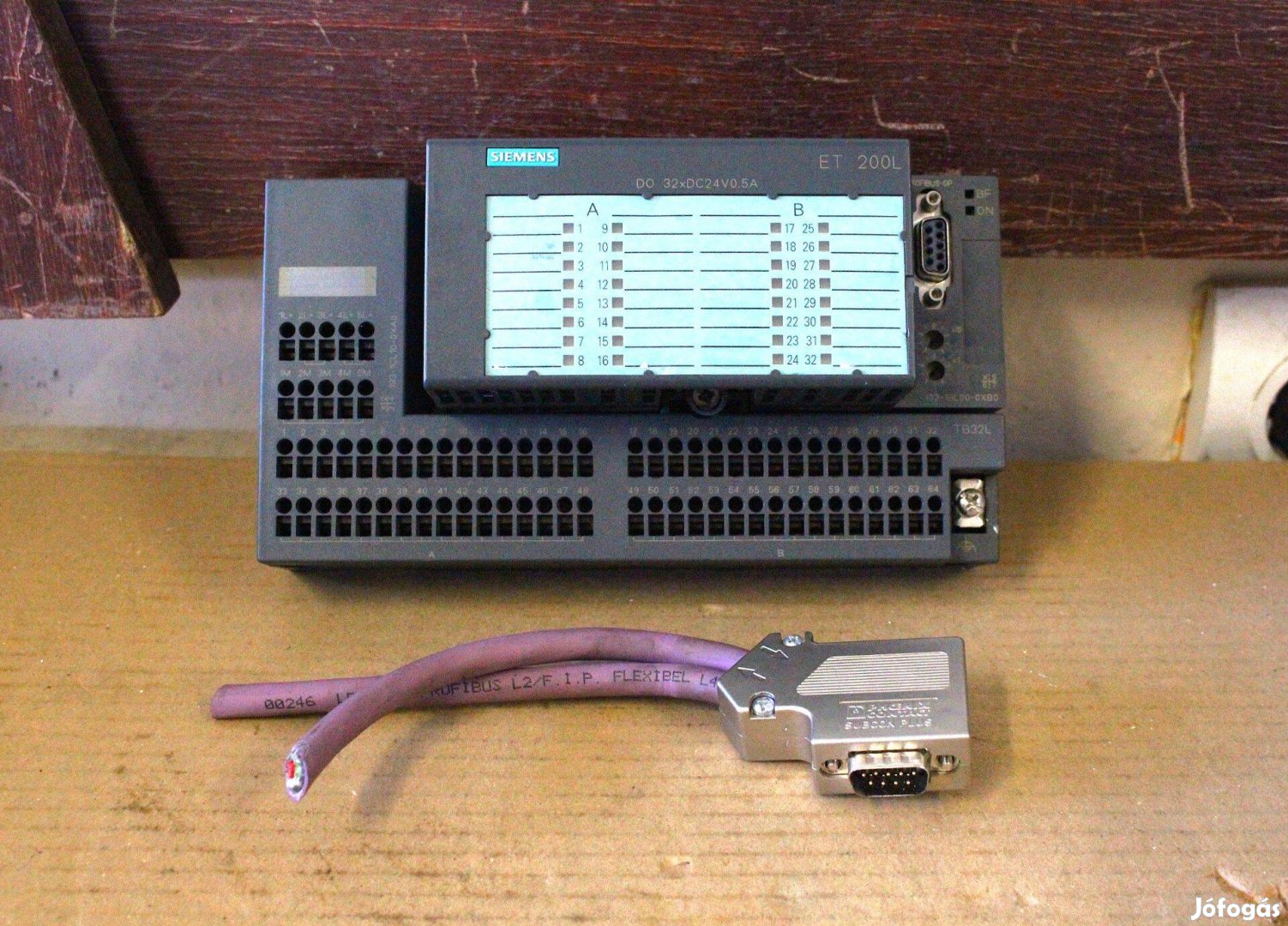 Plc output egység modul Simatic DP ET 200L-hoz csatlakozóval