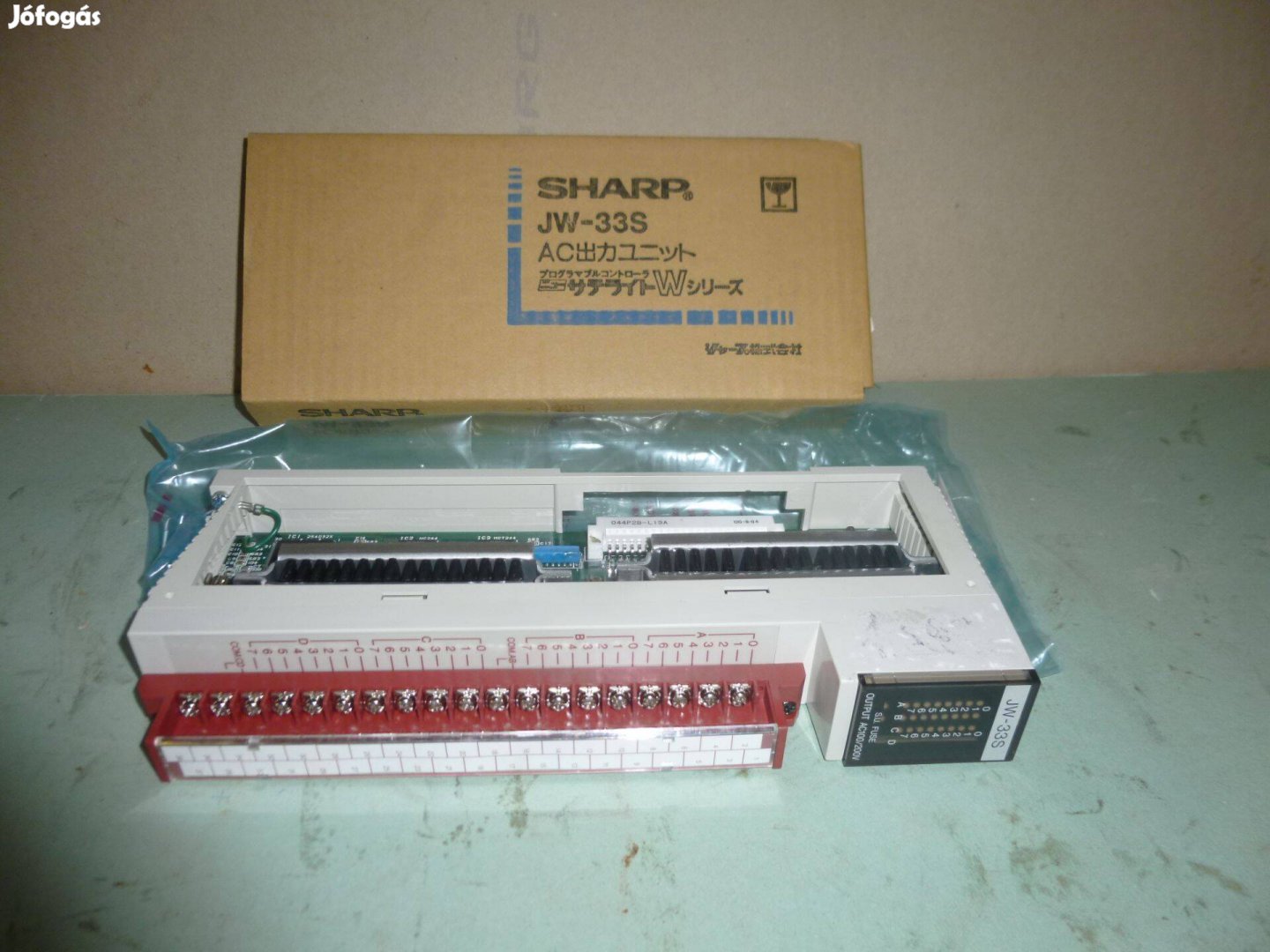 Plc output modul új Sharp 5658
