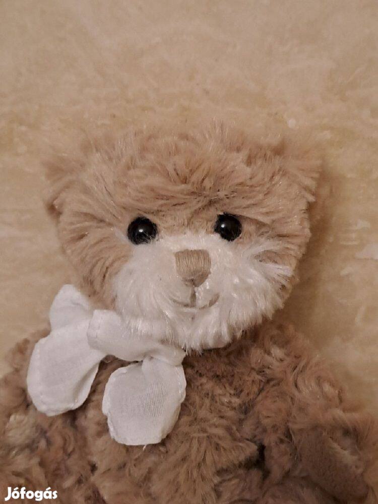 Plüss Bukowski maci, mackó