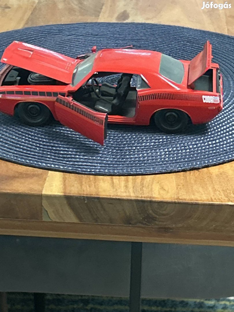 Plymouth Baracuda ,méret 1:24