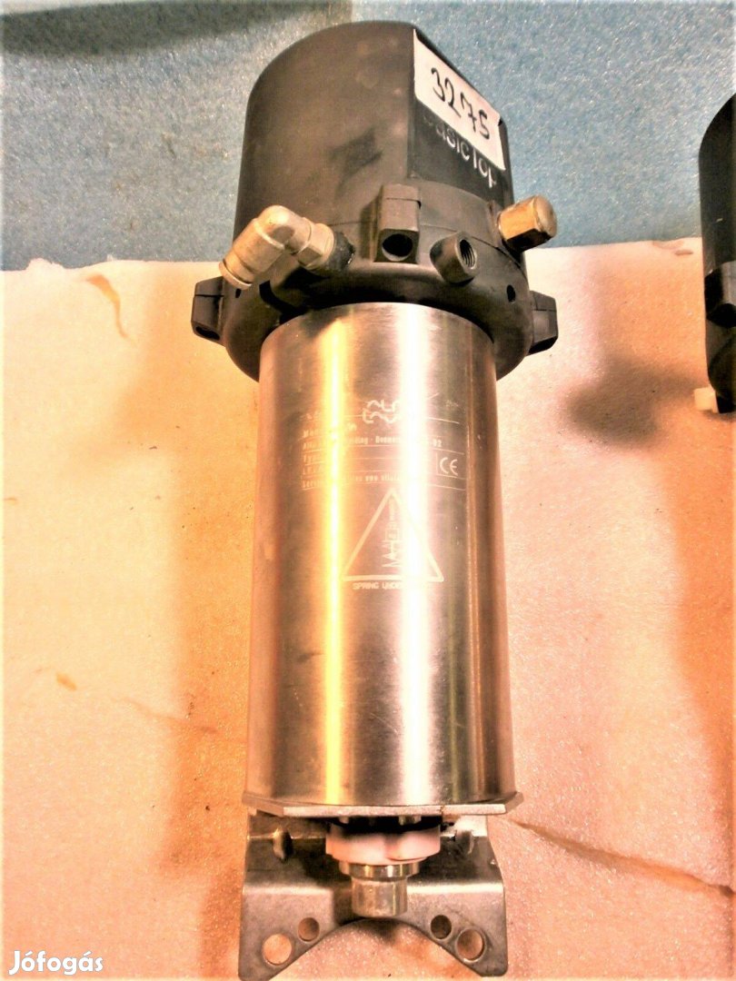 Pneumatikus működtető aktuátor ( 3275)