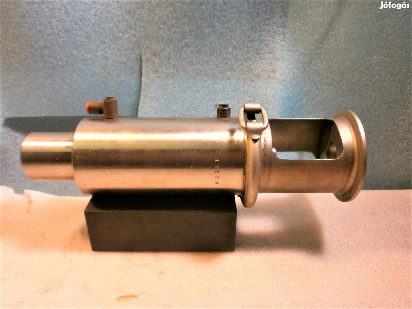Pneumatikus működtető aktuátor ( 3280)