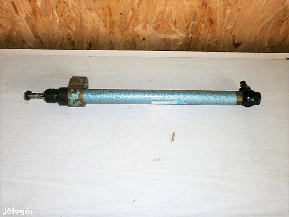 Pneumatikus munkahenger léghenger Festo ( 2096)