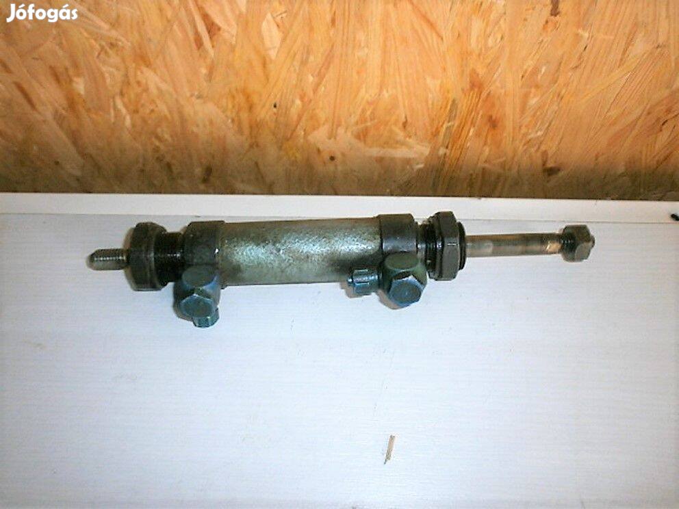 Pneumatikus munkahenger léghenger Festo ( 2097)