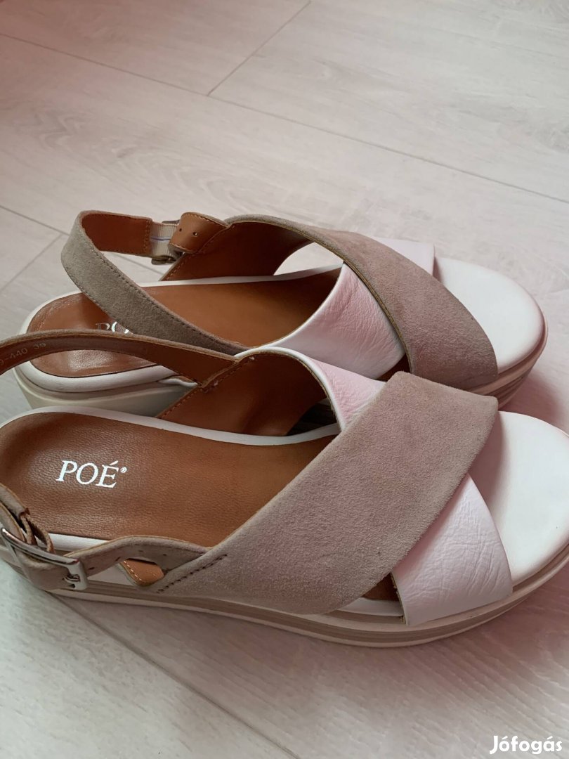 Poé platform bőr 40-es szandál