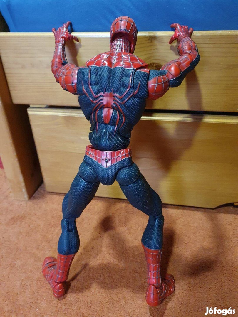 Pókember fanok figyelem! Marvel Spider-Man figura 50cm magas eladó