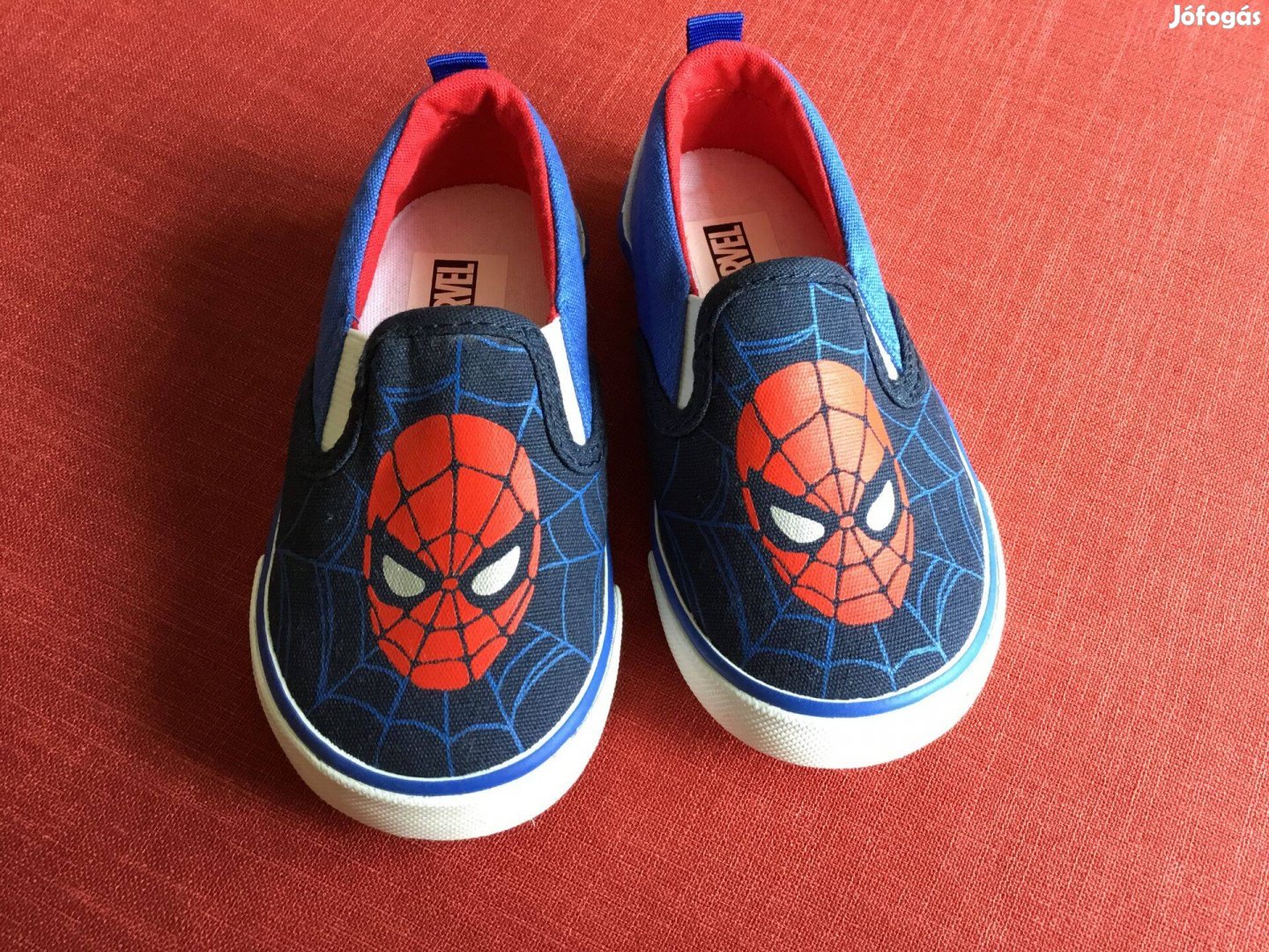 Pókemberes Baby GAP Marvel vászoncipő ( 23-as),az USA -ból
