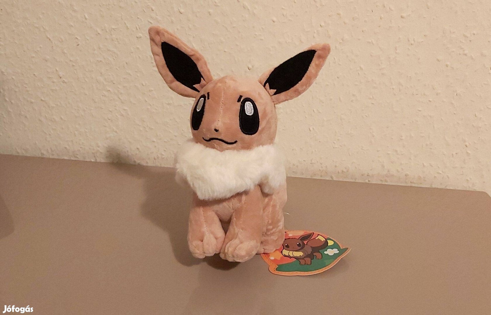 Pokemon Eevee plüss 19 cm Új Készletről pokémon számlával