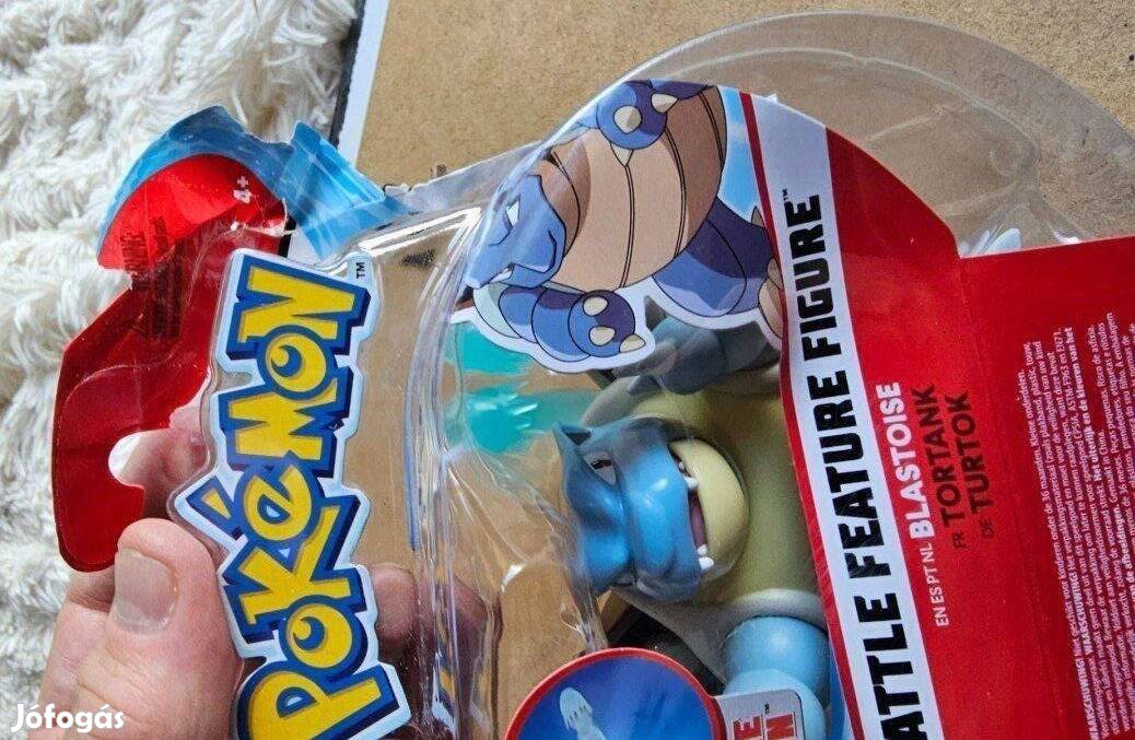 Pokémon Feature Battle Figura új de a hátsó karton hiányzik