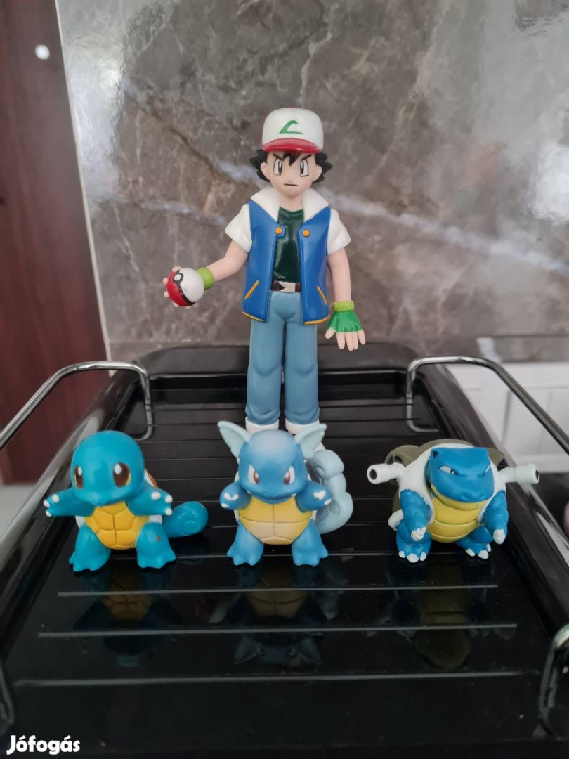 Pokémon Retro Gyűjtői Figurák, 4in1 !