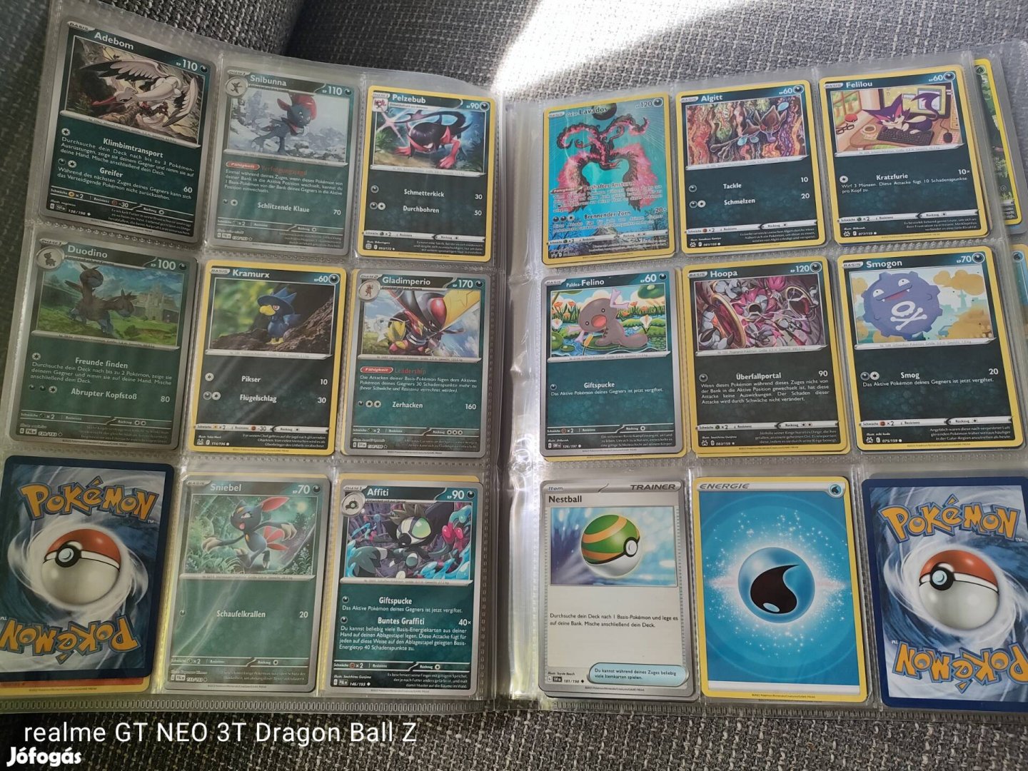 Pokémon TCG kártya gyűjtemény album.