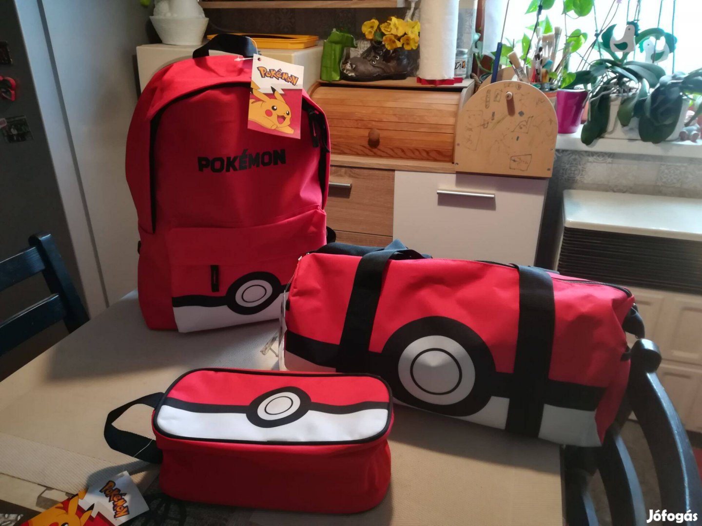 Pokémon iskola táska ,sport táska uzsonnás táska új,cimkés eladó