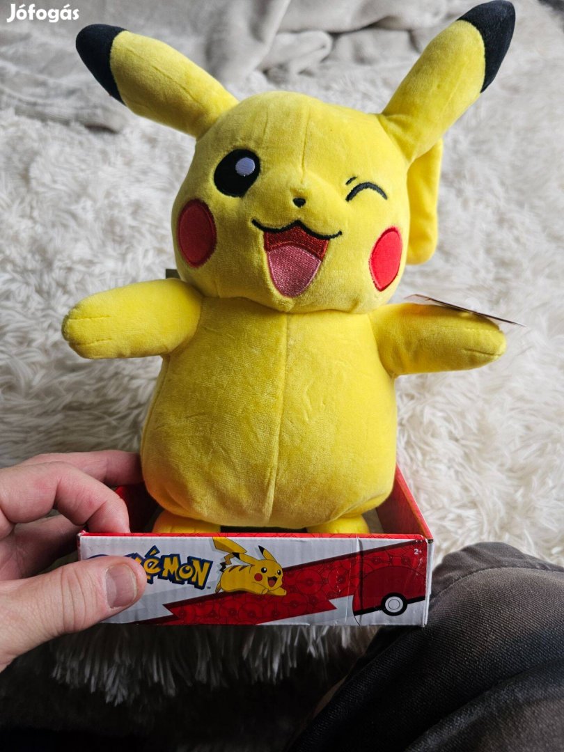 Pokemon plüss figura teljesen új dobozos 30cm méret
