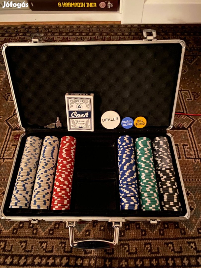 Póker készlet 300 db zseton