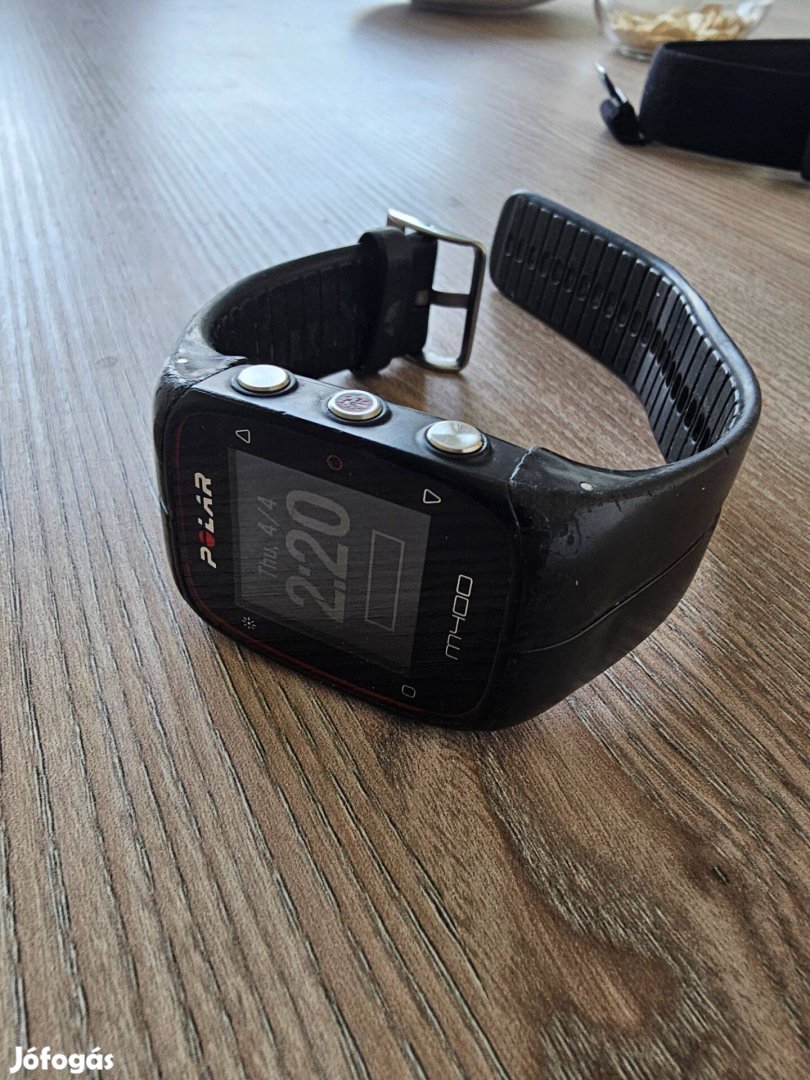 Polar M400 sport óra testpánttal