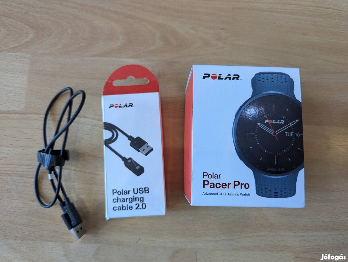 Polar Pacer Pro kék sportóra