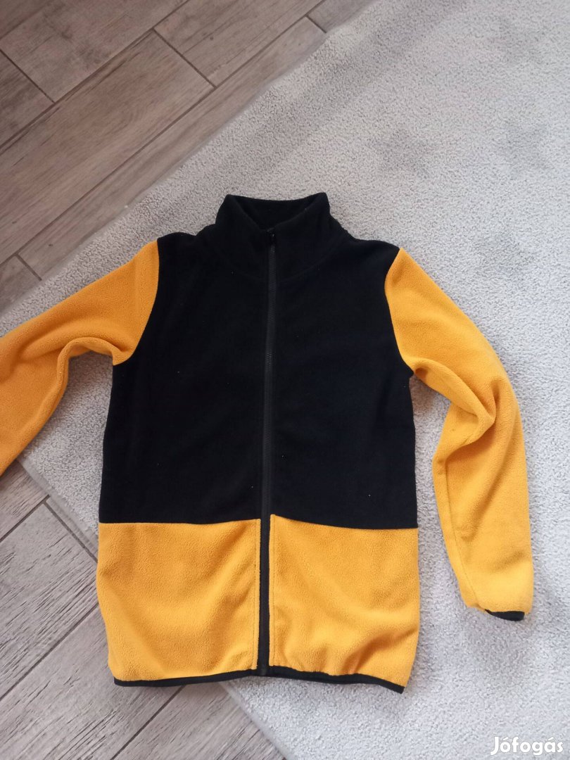 Polár pulcsi 152158 méret