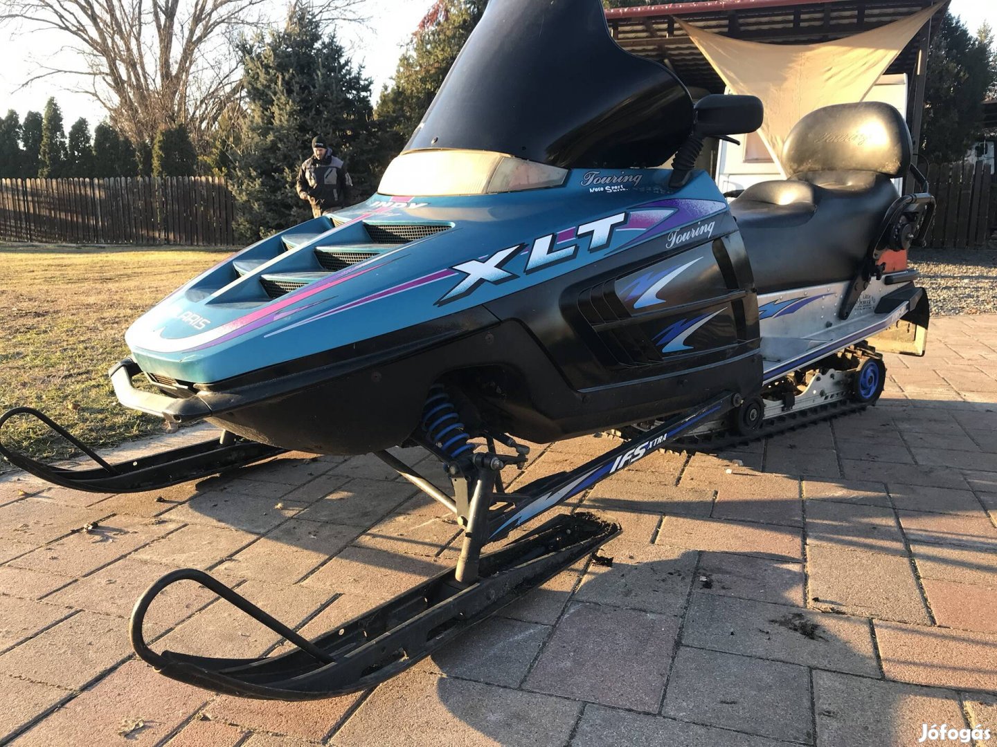 Polaris Indy XLT Touring Hószán Motorosszán