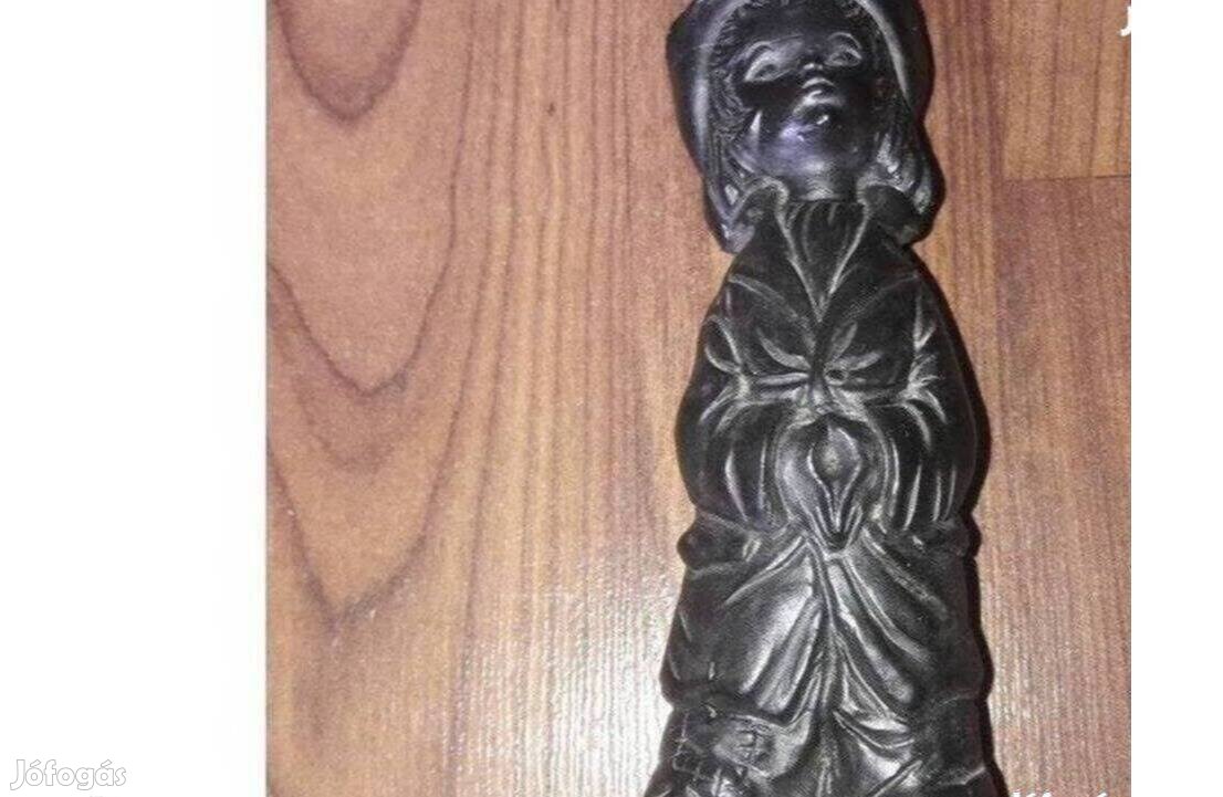 Polcdísz kislány figura