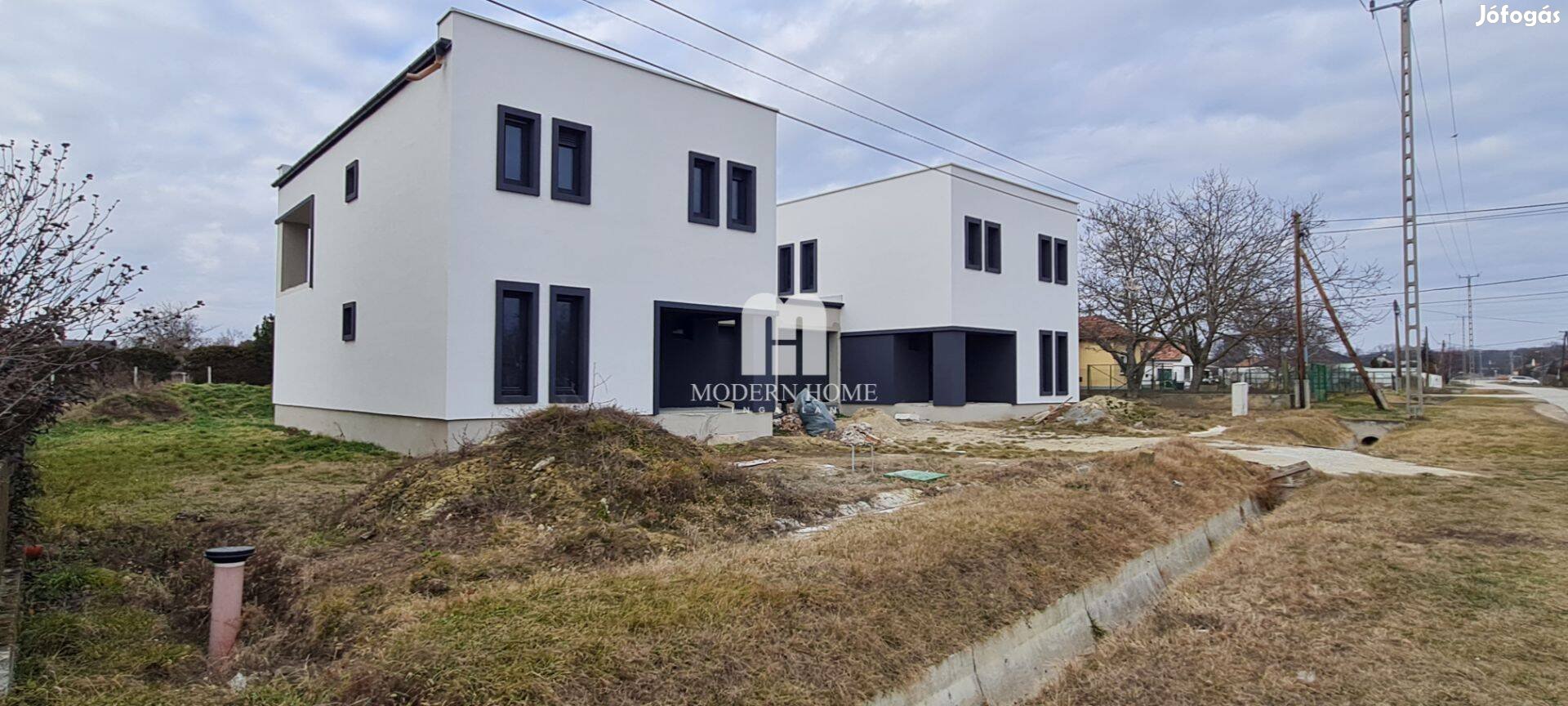 Polgárdiban újépítésű, 5 szobás családi ház eladó! MH663
