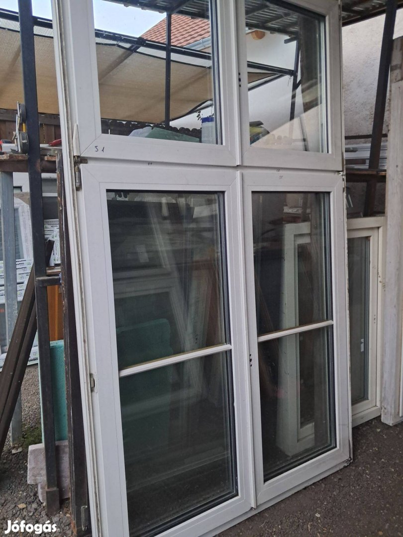 Polgári házba való ablakok