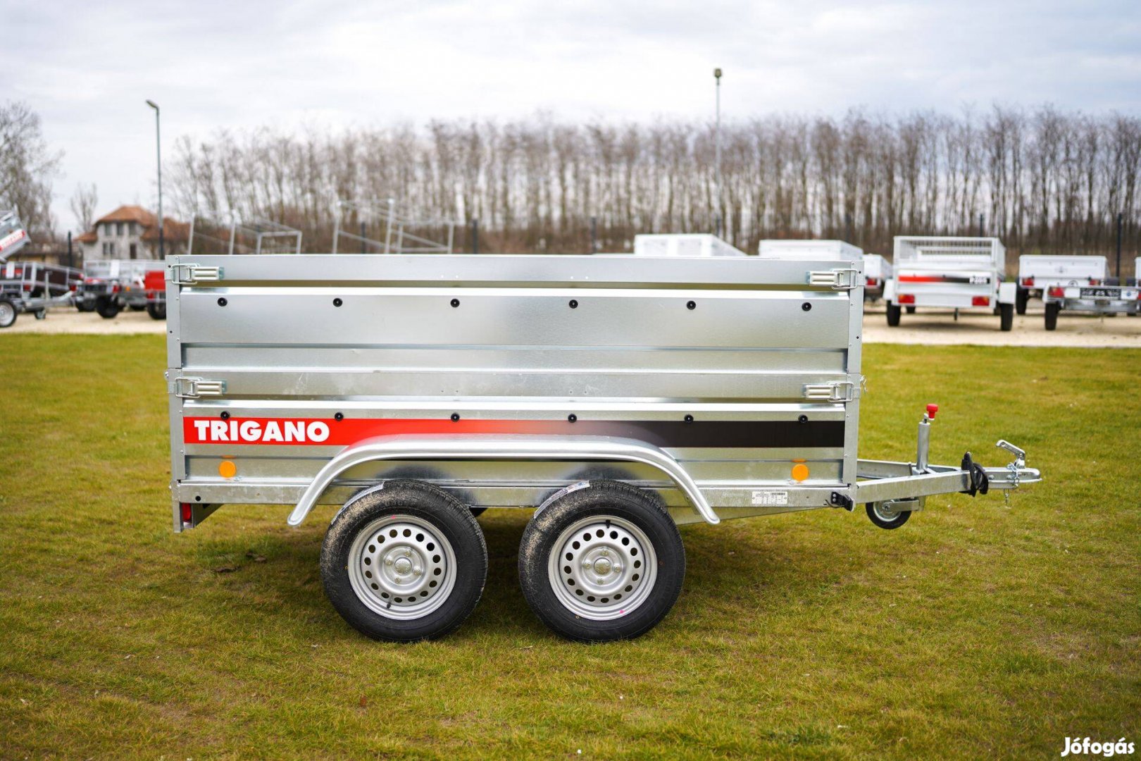 Polgáron új utánfutó 233x132cm dupla oldalfal rendszám