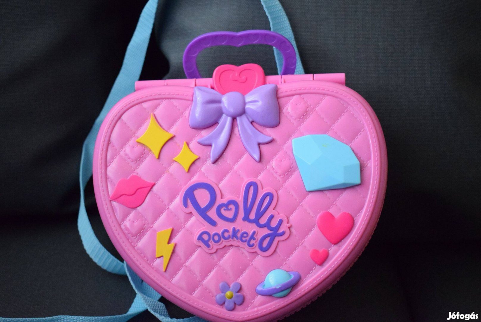 Polly Pocket -Nagy szív alakú hátizsákban vidám park