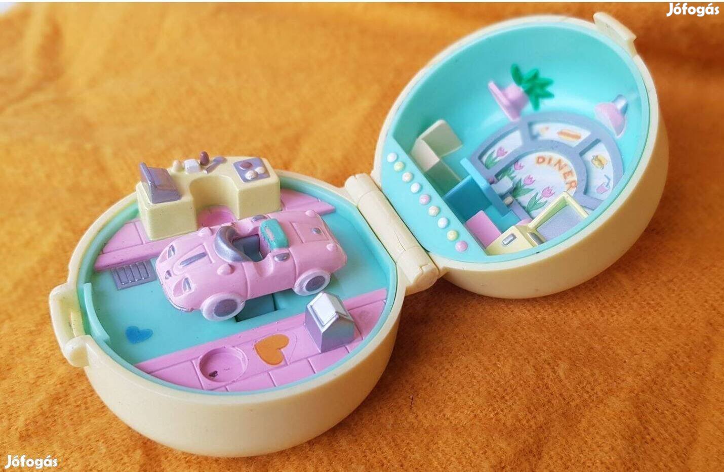 Polly Pocket miniatűr szelence autós gyűrűvel