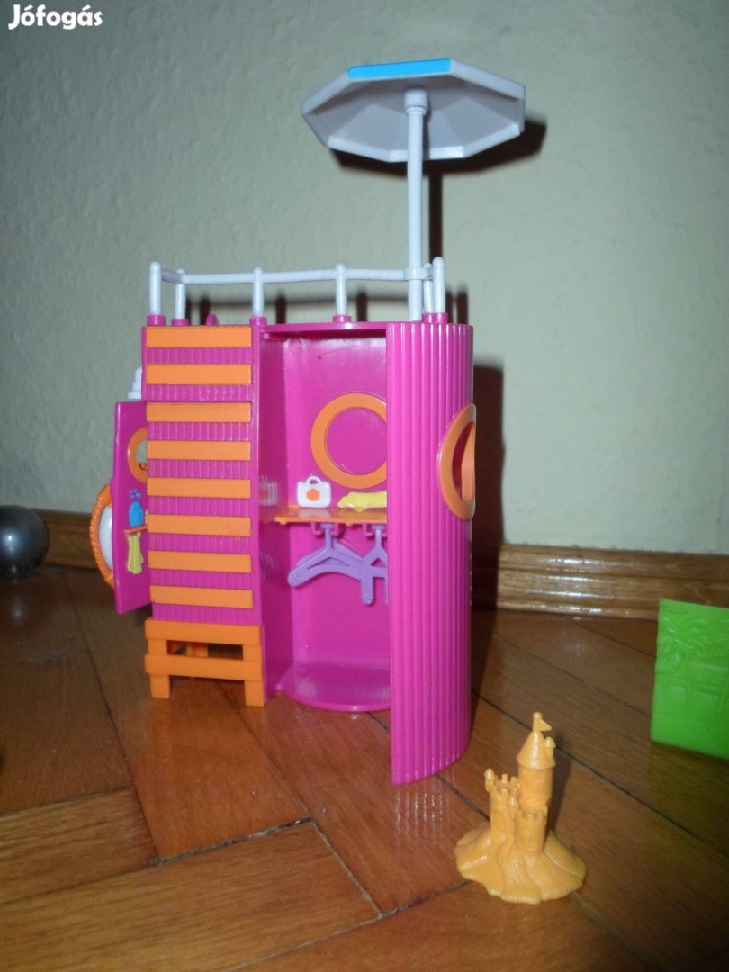 Polly Pocket vízparti ház kiegészítőkkel