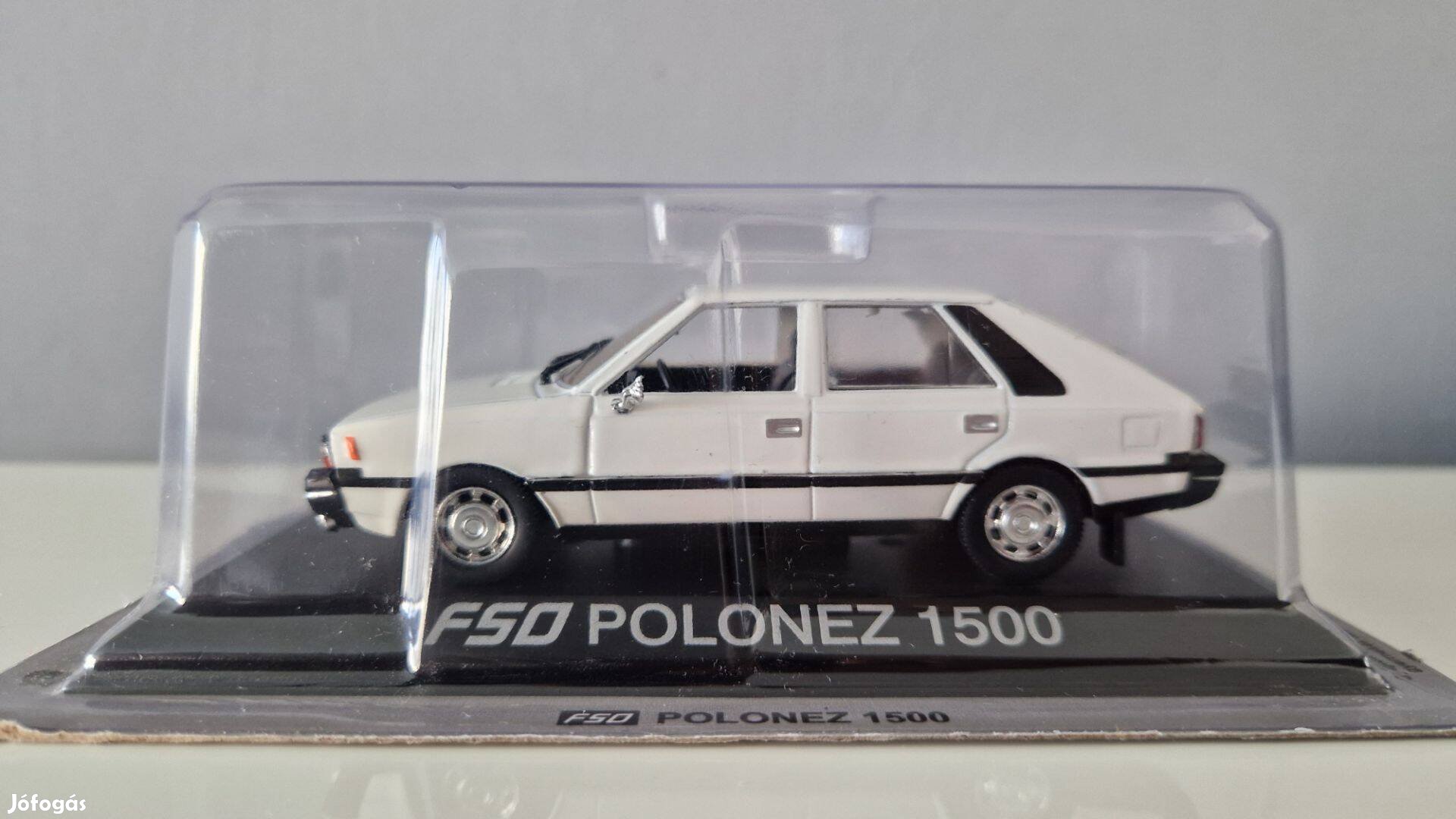 Polonez 1500 1:43 1/43 Modell bontatlan kisautó Legendás Retroautók