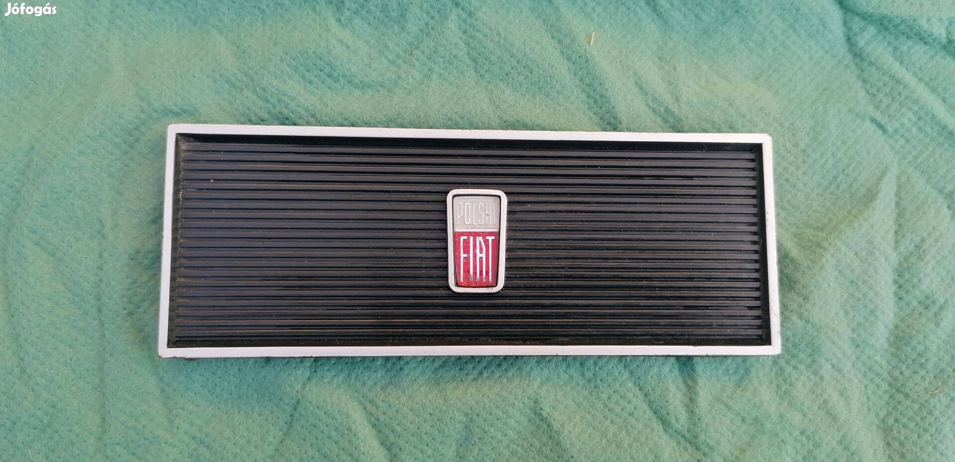 Polski Fiat 125 Eredeti rádió nyilás takarófedél emblémával Új !