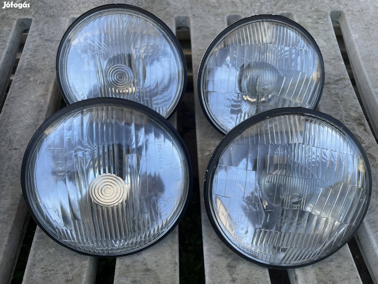 Polski Fiat 125p Fényszóró betét új 